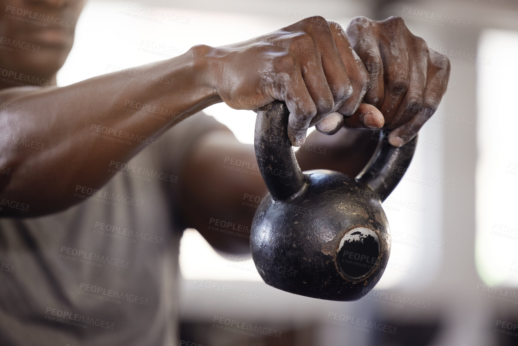 The 2026 Pro Weightlifter’s guide: Essential Accessories, Safety Protocols, and Techniques for Peak Strength Training