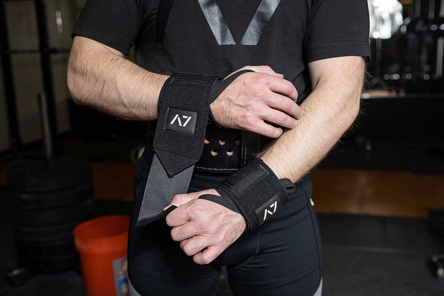 A Complete Guide to Weight Lifting Gym Etiquette and Best Practices