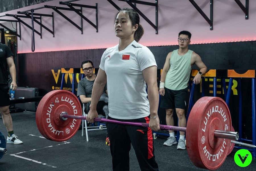 A Complete Guide to Weight Lifting Gym Etiquette and Best Practices