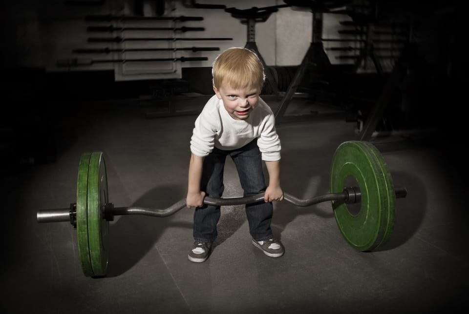 Debunking the Myth: Does Weight Lifting Stunt Growth in Adolescents?