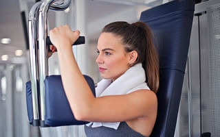 What are some safety precautions to take when lifting weights?